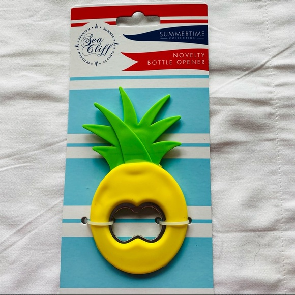 Bottle opener Pineapple. ADORABLE! - Picture 7 of 9